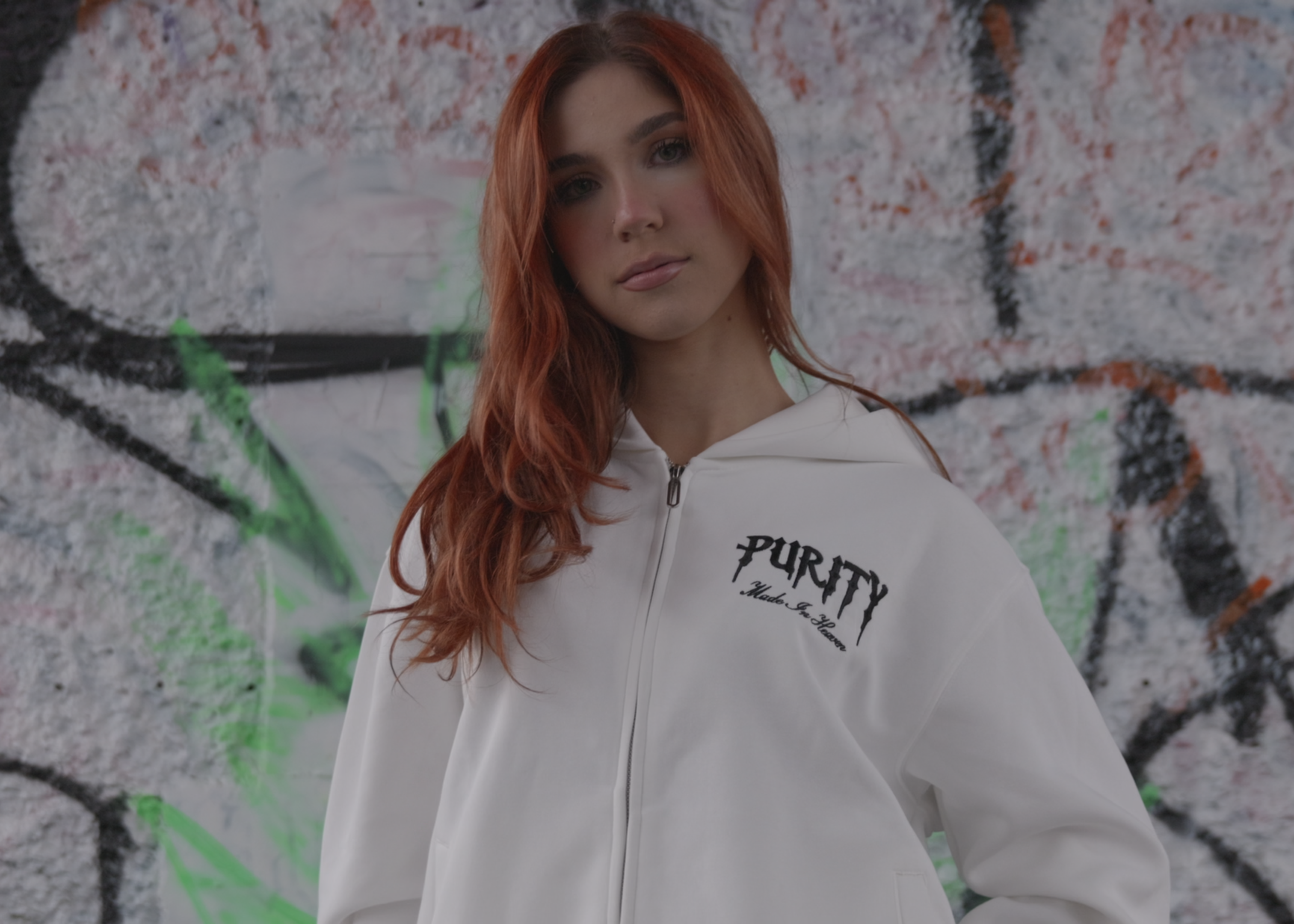 001- Hoodie Zip - Made In Heaven